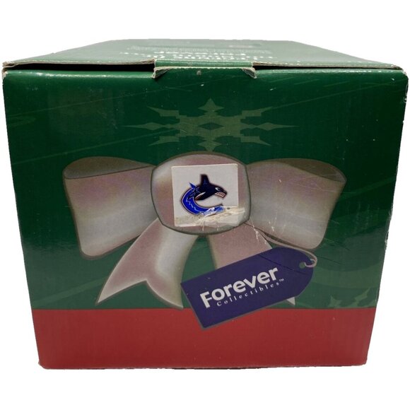 Legends Of The North Pole Vancouver Canucks Goalie Santa Forever Collectibles - Picture 8 of 16